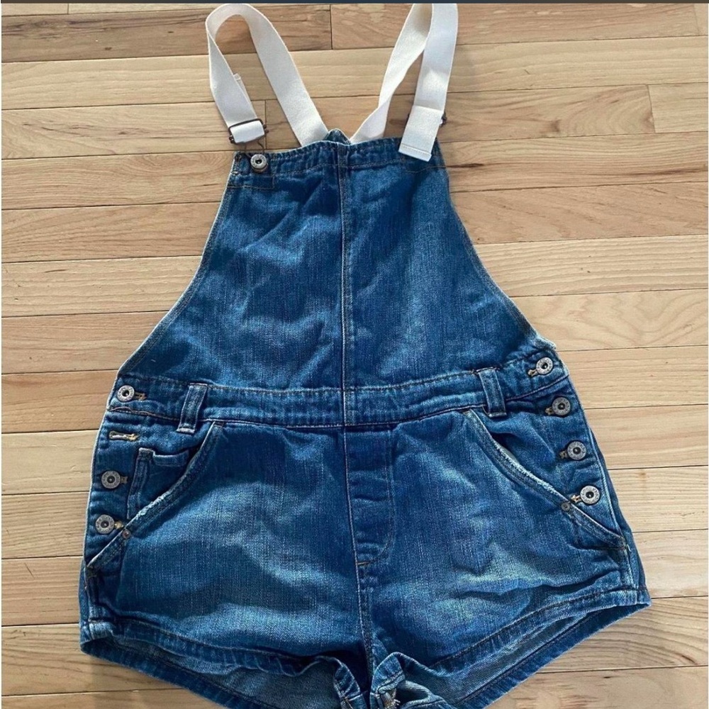 Free People  Blue Denim overall shorts